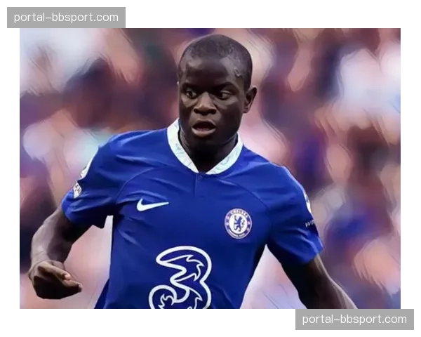 英超裁判公司引入新型球员定位传感器,用于训练中分析跑动与越位线 英超裁判公司引入新型球员定位传感器,用于训练中分析跑动与越位线